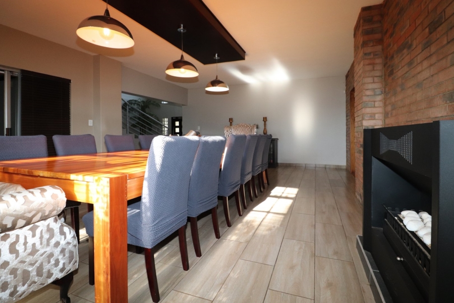 4 Bedroom Property for Sale in Wilkoppies North West